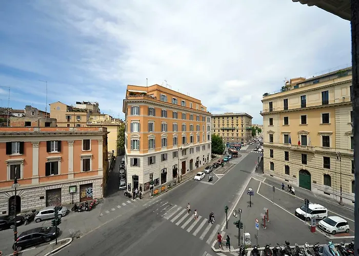 Luxury House - The House