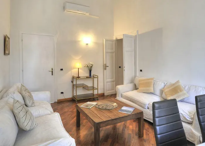 Luxury House - The House *